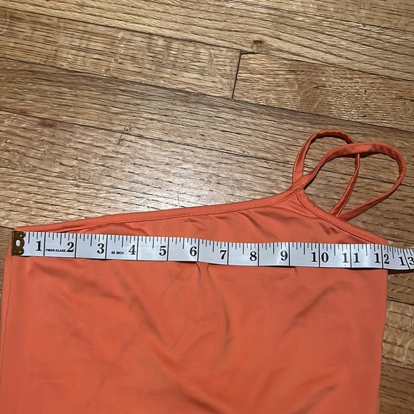 New Superdown Taryn Asymmetric Bodysuit in Orange - Picture 9 of 11